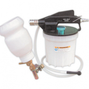 Приспособление для замены тормозной жидкости с заливным бачком Licota в интернет-магазине avtofirma63.ru 