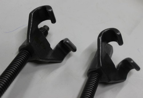 Стяжки пружин 370 мм (двойной скользящий крюк) АвтоDелo в интернет-магазине avtofirma63.ru 