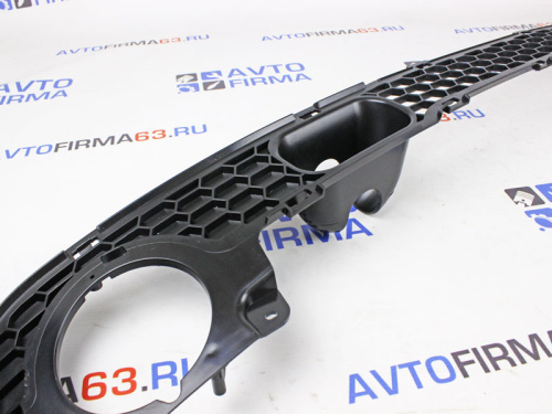 Решетка переднего бампера Бертоне для а/м 2123 неокрашенная в интернет-магазине avtofirma63.ru 