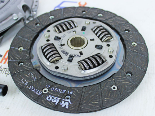 Комплект сцепления 16 кл на Лада Ларгус