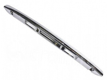 Накладка крышки багажника, пластик, цвет хром на Лада Приора в интернет-магазине avtofirma63.ru 