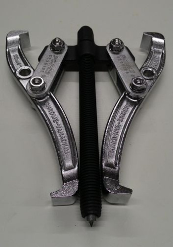 Съемник универсальный с 2-мя поворотными захватами 6 150 мм F-6590106 Force в интернет-магазине avtofirma63.ru 