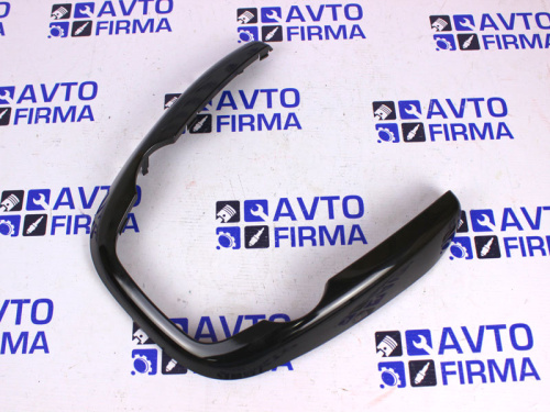 Нижняя накладка глянцевая на центральную консоль Лада Гранта черная