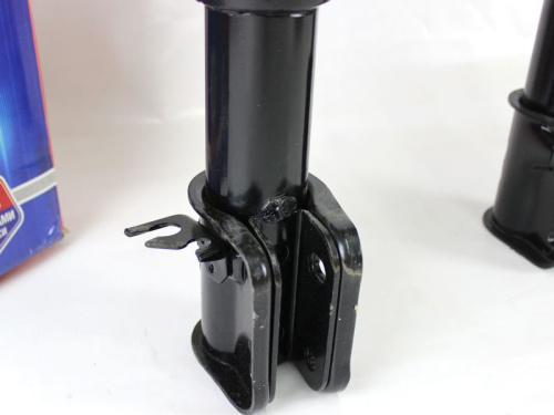 Передние стойки в сборе масляные для Лада Калина Никон в интернет-магазине avtofirma63.ru 