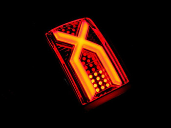 Фонари диодные X-style на Лада Нива 4x4 красные с поворотниками в стиле Лексус