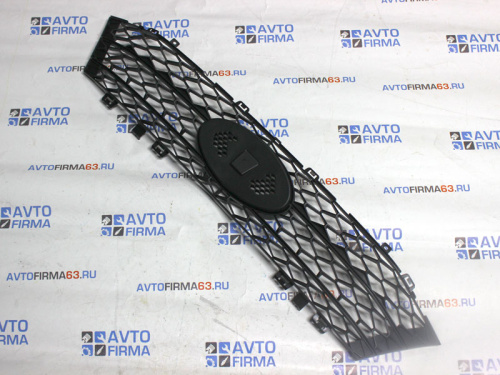 Решетка радиатора Лада Веста седан внутренняя (вставка) в интернет-магазине avtofirma63.ru 