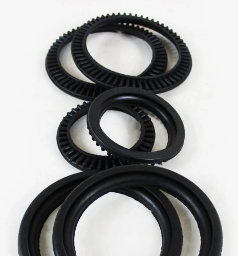 Комплект стоек и амортизаторов в сборе масляных 2108-2115 в интернет-магазине avtofirma63.ru 