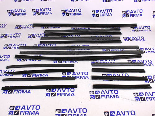Уплотнители боковых стекол для а/м  2101, 2103, 2106 БРТ Уплотнители боковых стекол для а/м  2101, 2103, 2106 БРТ