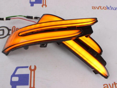 Бегающие повторители поворотов Мерседес мульти плазма для зеркал в стиле 2170 и 2190