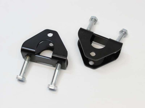 Кронштейны передних амортизаторов для а/м 2123 + 30 мм на Лада 4x4 Нива