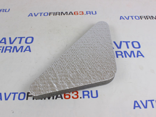 Заводская шумоизоляция капота с термоотражающей пленкой на Лада Нива