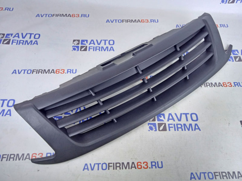 Облицовка радиатора для а/м 2190, 4 полосы без места под знак в интернет-магазине avtofirma63.ru 