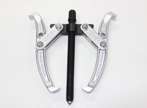 Съемник универсальный с 2-мя поворотными захватами 6 150 мм F-6590106 Force в интернет-магазине avtofirma63.ru 