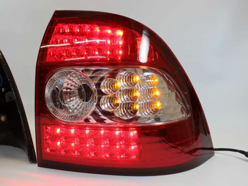 Светодиодные задние фонари для а/м 2170, красно-белые ZFT-302 LED