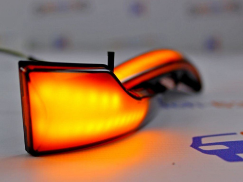 Повторители поворота от 2190 в стиле Лексус ПЛАЗМА для зеркал 2108-2115 в интернет-магазине avtofirma63.ru 