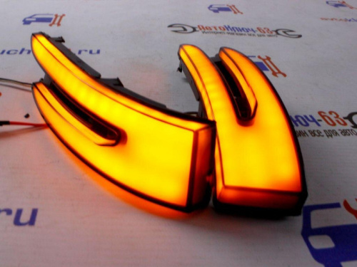 Картинка Бегающие повторители поворотников Мерседес AMG Плазма для зеркал в стиле 2190 в интернет-магазине avtofirma63.ru  Бегающие повторители поворотников Мерседес AMG Плазма для зеркал в стиле 2190 в интернет-магазине avtofirma63.ru