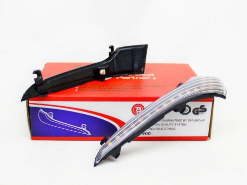 Бегающие повторители поворотников зеркал для а/м 2190 Стелс в интернет-магазине avtofirma63.ru 