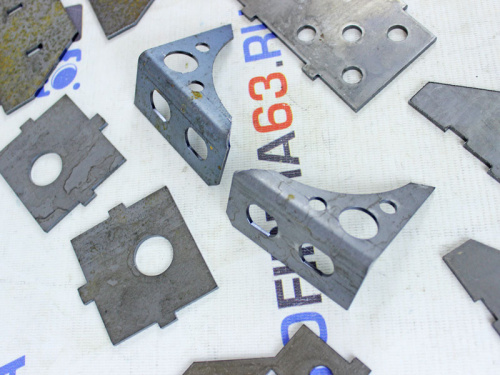 Кронштейны переднего амортизатора, L - 3мм для а/м 2121 на Лада 4x4 Нива