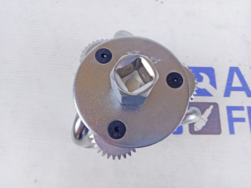 Съемник масляных фильтров трехлапый Ø 70-120 мм в интернет-магазине avtofirma63.ru 