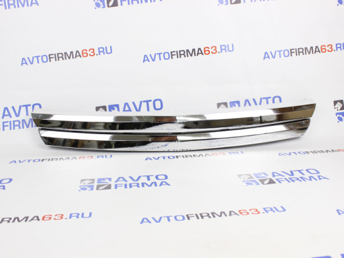 Декоративная решетка радиатора 2 широкие лопасти, хром на Лада Приора в интернет-магазине avtofirma63.ru 