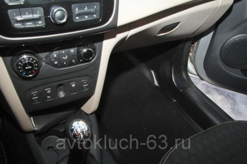 Накладки на ковролин передние - раздельные Renault Logan 2, Sandero 2, XRAY, АртФорм