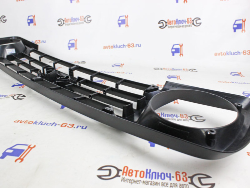 Решетка радиатора Урбан с эмблемой на ВАЗ 2121, 2131 заводская в интернет-магазине avtofirma63.ru 