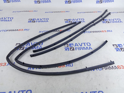 Комплект уплотнителей порогов автомобилей Лада Гранта, Калина, Датсун РГИ-135