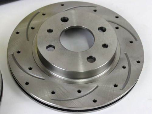 Передние тормозные диски R13, вентилируемые с перфорацией и насечками для а/м 2110-2112, 1117-1119, 2170-2172, 2190-2194, Hofer в интернет-магазине avtofirma63.ru 