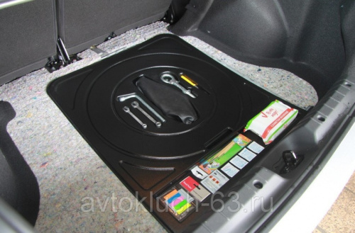 Органайзер верхний в нишу запасного колеса Лада Веста Седан c 2016 г.в.