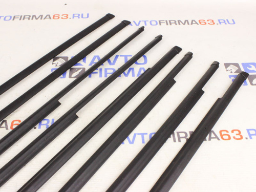 Уплотнители стекол дверей (бархотки) нижние для а/м 2107 Уплотнители стекол дверей (бархотки) нижние для а/м 2107