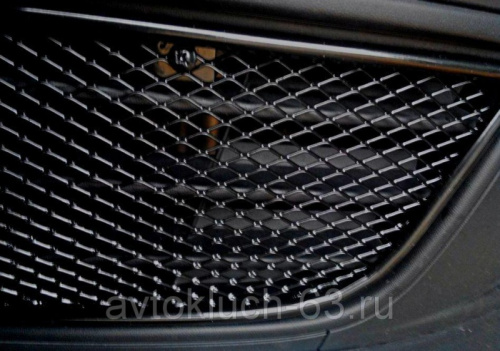 Алюминиевая сетка черная 1000х400 мм, средняя ячейка (8х16 мм) 1271 в интернет-магазине avtofirma63.ru 