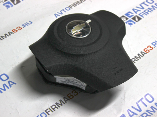 Подушка безопасности в руль Шевроле Нива