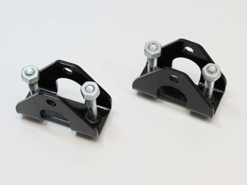 Кронштейны передних амортизаторов для а/м 2123 + 30 мм на Лада 4x4 Нива