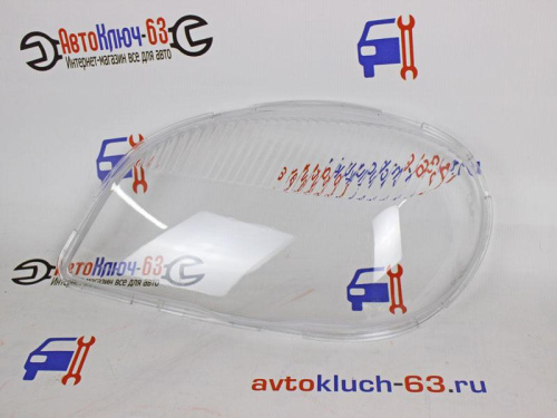 Стекло левой фары нового образца на ВАЗ 2123 Шевроле Нива