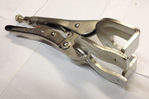 Зажим с фиксатором для сварки F-66201 Force в интернет-магазине avtofirma63.ru 