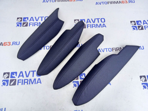 Подлокотники дверей Лада Веста Premium
