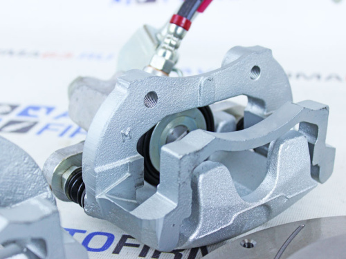 Задние дисковые тормоза R13, вентилируемые с проточками и перфорацией для а/м 2110-13, Дизайн Сервис ЕвроСпорт в интернет-магазине avtofirma63.ru 