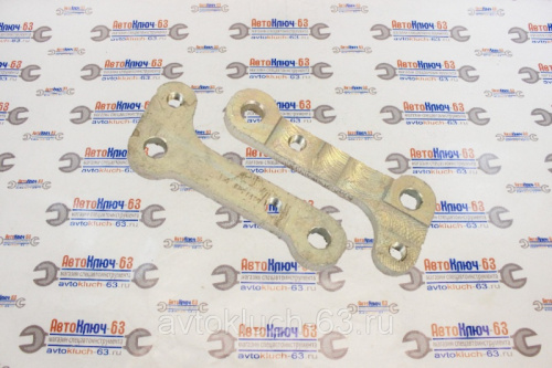 Переходные пластины под суппорты R32 для а/м Nissan в интернет-магазине avtofirma63.ru 