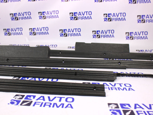 Оригинальные облицовки порогов пола для а/м 2101-2107 Оригинальные облицовки порогов пола для а/м 2101-2107