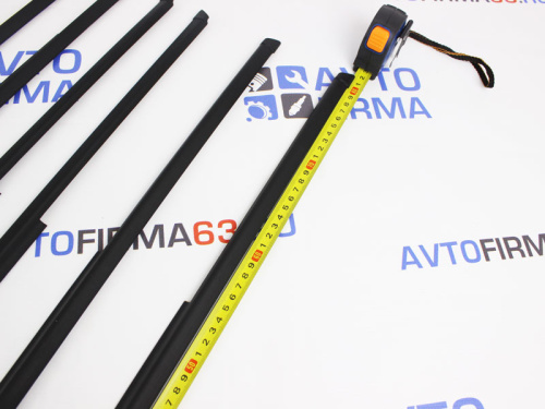 Комплект уплотнителей стекол двери /бархотки/ с литыми наконечниками для а/м 2105-2107 Комплект уплотнителей стекол двери /бархотки/ с литыми наконечниками для а/м 2105-2107