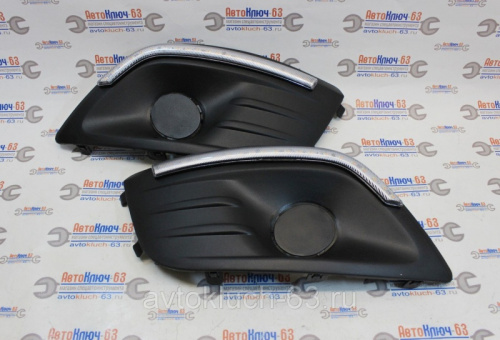 Рамки ПТФ с ДХО и бегающими поворотниками для Лада Ларгус Рамки ПТФ с ДХО и бегающими поворотниками для Лада Ларгус