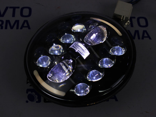 Фары светодиодные линзованные 90W на ВАЗ 2121, УАЗ, со встроенными ДХО и повторителем