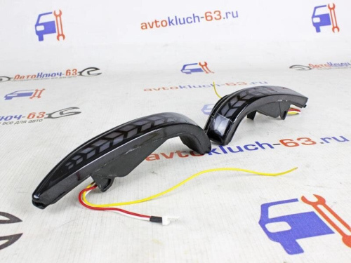 Повторители поворота в боковые зеркала Лада Веста два режима бегающие американки с узором в интернет-магазине avtofirma63.ru 