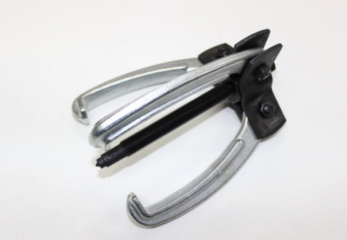 Съемник 3-х лапый L=110 мм ф 40-150 мм серповидный  41711 Авто Дело в интернет-магазине avtofirma63.ru 