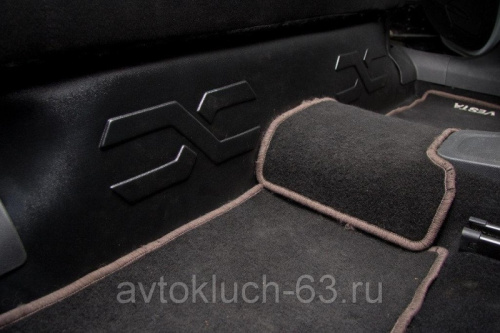 Накладка на ковролин под заднее сиденье Лада Веста АртФорм