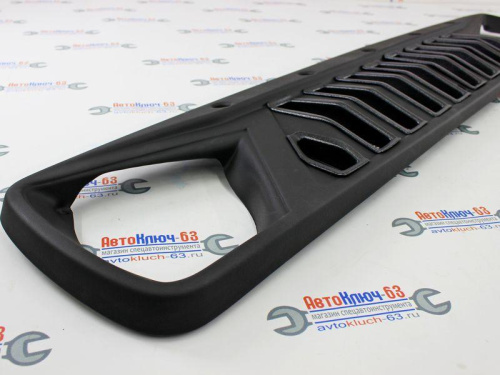 Злая решетка радиатора черная матовая с окошками шагрень для а/м 2121, 2121 Урбан без значка в интернет-магазине avtofirma63.ru 
