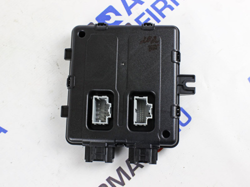 Центральный блок кузовной электроники (ЦБКЭ) 8450101126 Гранта FL с АМТ