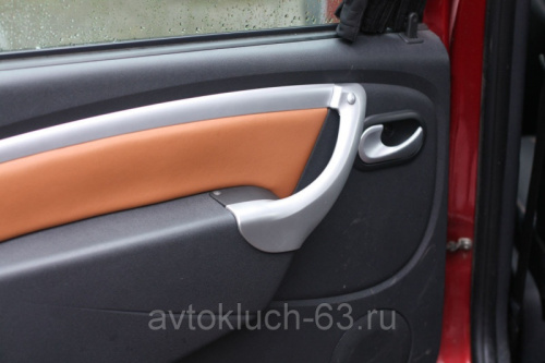 Ручки задних дверей Лада Ларгус CROSS серебристые в интернет-магазине avtofirma63.ru 