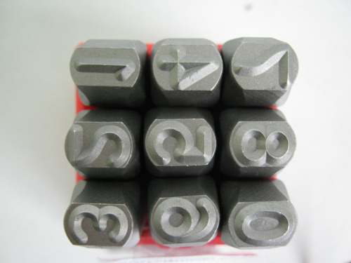 Набор клейм цифры, арабские 4 мм в интернет-магазине avtofirma63.ru 