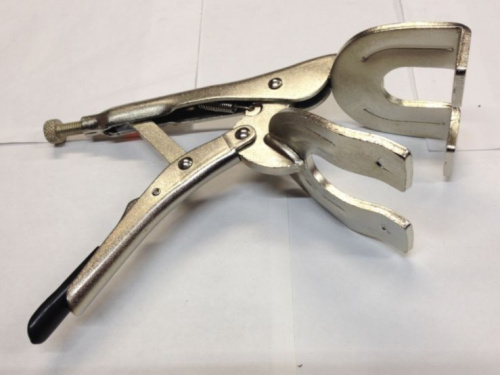 Зажим с фиксатором для сварки F-66201 Force в интернет-магазине avtofirma63.ru 